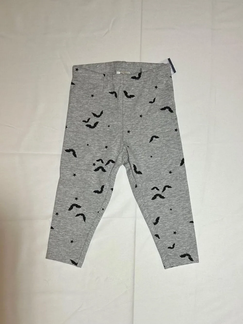 OshKosh B'gosh Baby Girls Gray with Bats and Stars Leggings NWT Halloween Fall